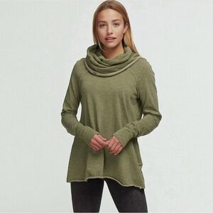 🌻Free People FP Beach Cocoon Pullover One Size